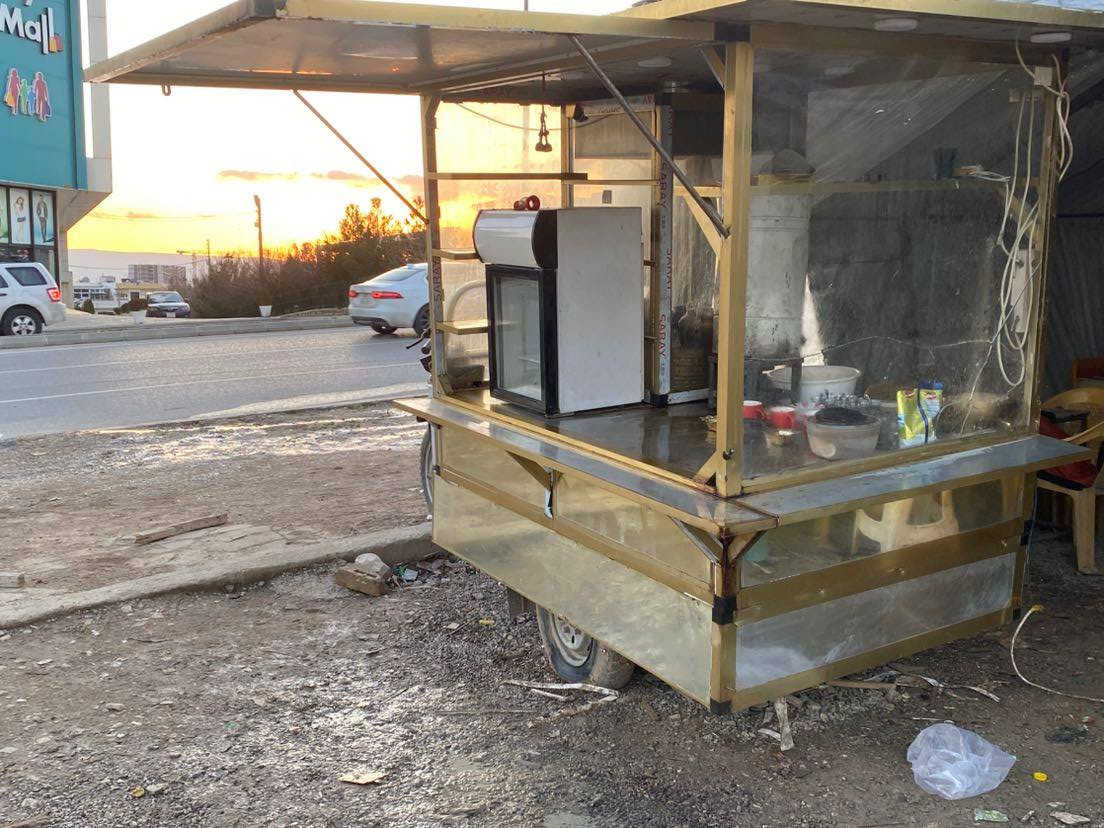 ماتۆڕ چایخانە (گۆڵدە-وەجاخی خەڵوزو- خازیشە-دوکەل کێشی بۆ کراوە -دوو تاکی گەورەی بۆ کراوە بۆعەشیا- کارەبایی و گڵۆپ کامل ئیش ئەکا -هەموو عەشیای چایخانەی لەگەڵە بۆ ئیش) ژم-*********** السليمانية, العراق
