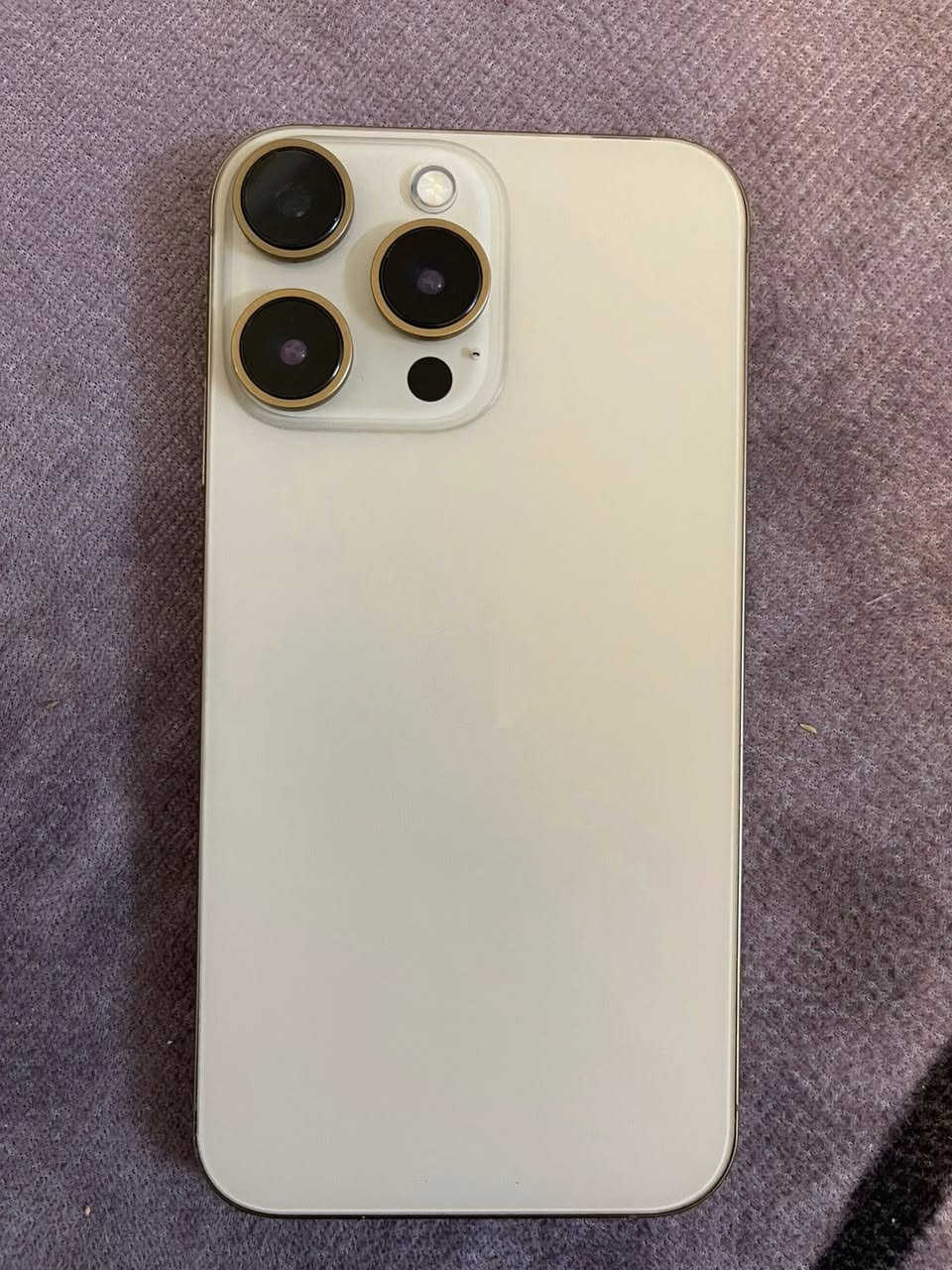 11 كاميرتين اعتيادي محور 15 بطاريه 100 شاشه مبدل ذاكره 128 السعر السعر 160مكاني كركوك حزيران***********￼￼
