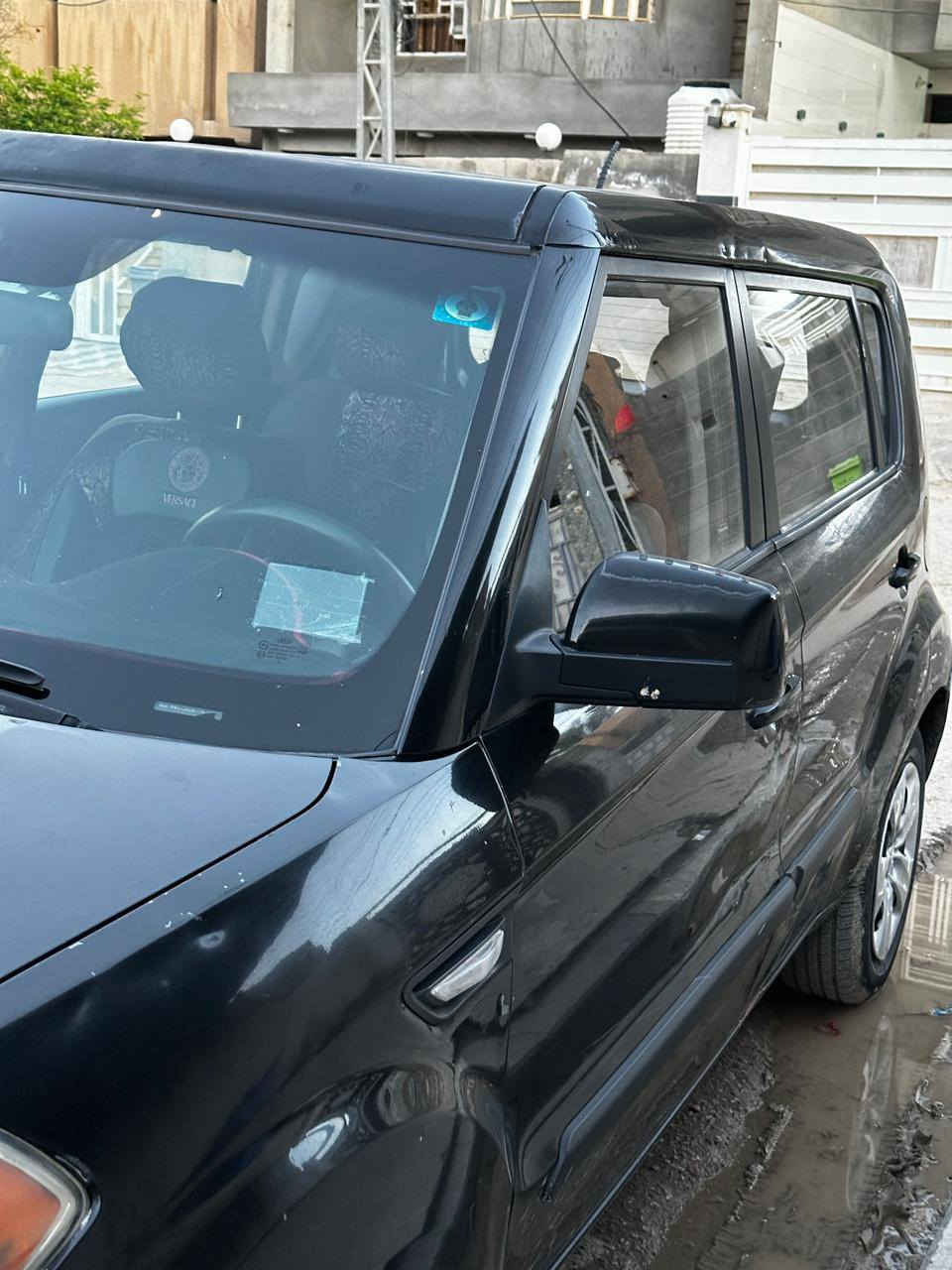 السلام عليكم 

سياره صول موديل 2012 
مكينه GDI 1600
لون اسود 
استعمال نسائي
كير مكينه تبريد شاصي مكفولات 
تخم تاير جديد 
تبريد شغال 
حادثهة موضح بل سونار مال أمريكا
وبيهة حادث جاملغ بسيط موضح بل صور 
للمعلومات او ستفسار شراي
***********
