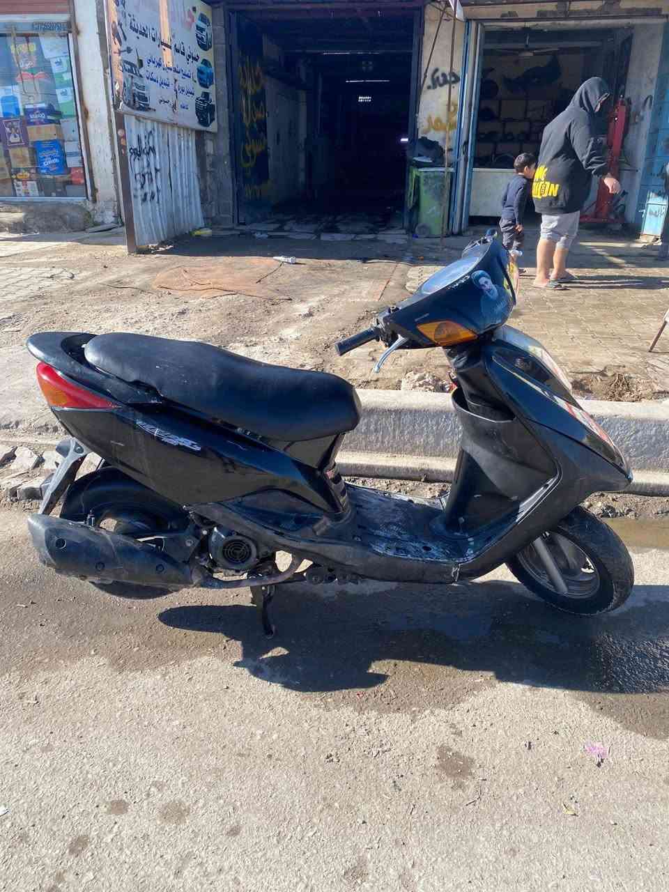 بريز 140 دراجة كاملة خير من الله  رايدها ب450 بيها مجال بسيط 
م الطالبية 
*********** بغداد, العراق
