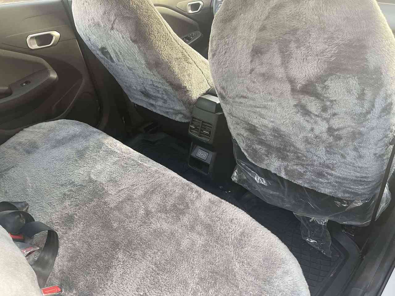 ،،،بسم الله الرحمن الرحيم ،،،،
بيع او مراوس ...
سيراتو شكل جديد كي ثري محرك 1600مرقم حره مثنى موديل 25 مواصفات شاشه كبيره حساس امامي خلفي تبريد قطعتين خليجي سيارة على وضع الشركه ماشية 10 ألف مكفوله من كلشي حتى الشخط.


**إذا كنت صاحب هذا الإعلان وتريد حذفه لأي سبب، رجاءا أرسل رسالة إلى الدعم الفني**