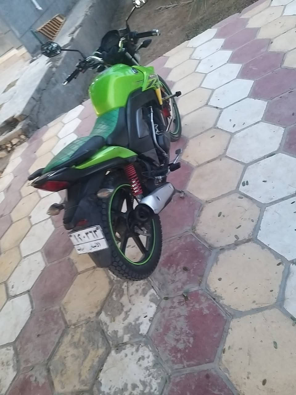 مسجل لوحه وسنويه
2020 ما ممدود عليه سبانه
سعر ١٦ ونص
مكاني رمادي شراي اتصل
***********
