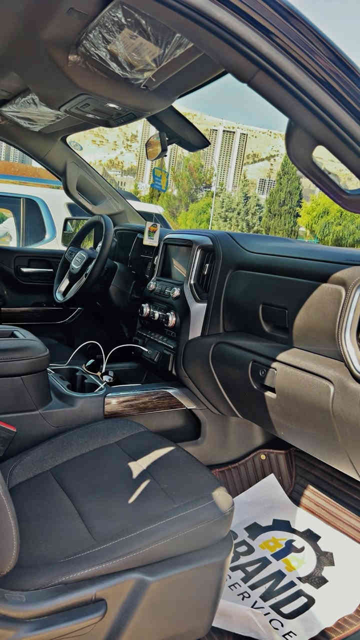 اسلام عليكم
جمسي سيرا 2022
للبيع ماشيه 42m
السياره شريكه اربيل 
رمضان الفات خلص الضمان مالته 
السياره احلى من الصوره 
رقم سليمانيه تريد تحويل تريد وكاله 
كلين قطره صبغ مابيه 
رايده ب350
***********
المكان السليمانيه
