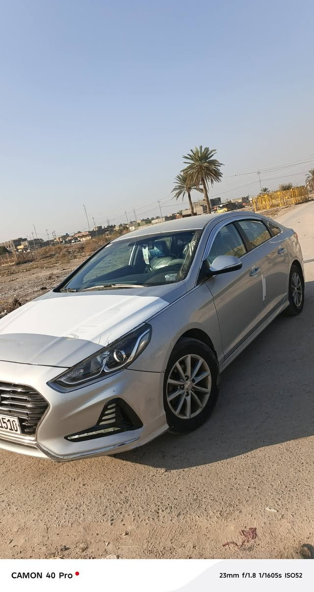 اللهم صلى على محمد وآل محمد 
للبيع سوناته مديل 20 غاز بلاد 
ادوات ادوات حديده متوئم أرقام وسنويه
علماً السياره دخول جديد ستوه كامله
مواصفاته
كشنات جلد 
1لون رصاصي
2تحكمات +بلاتون+اواكس
3اشاير بل مري
4ويل 15بلادي
5مكينه كفاله كير كفاله
6تبريد ثلج
7حداديه زيرو بل باكيت
8باتري جديد
9ريموت تقفيل وتفتيح
10مري ترحيب
11شاشه 
12 كامره 
13حساسات 
السياره جاهزه على اخر حبايه سبيره مانازل
المكان سماوه
السعر ٦٥ 
الاتصال على الرقم ***********
