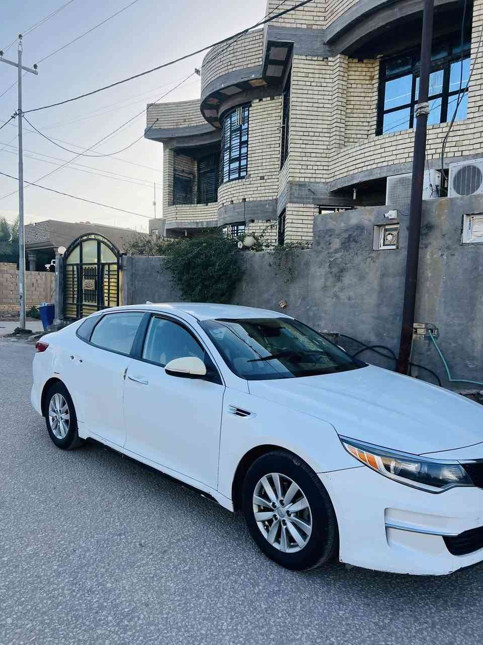 سلام عليكم اوبتما2016كير ومحرك وحداديه كفاله تخم تاير جديد مال جناي جاهزه الاخير مكينه2400 بيها قطعه صبغ فقط بدون دواخل 
السعر125وبيها مجال 
الاتصال***********
مكان بابل 
مامتوفو بلخاص👆👆
مواصفات السيارة 
تحكم استرين 
شاشه 
حساسات 
اشاير بلمري
