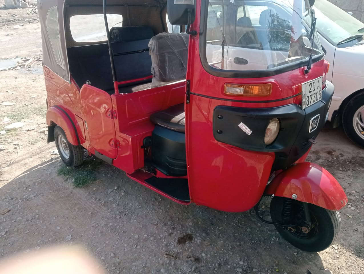 السلام عليكم تكتك موديل 22 عنوان ديالى بعقوبة ***********
