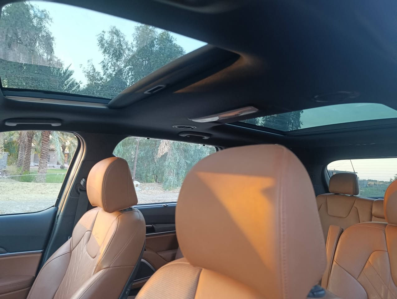 السلام عليكم كيه تلرايد 2023برستيج فول 
فورويل مواصفات كاميرات ٣٦٠ رادارات اماميه خلفيه ستيرن تتفئه كشنات تتفئه تبريد سايد بريك دكمه مواصفات فول وبعد بيه مواصفات هواي السعر290 وبيه مجال صور الحادث مرفقه لاتصال ***********
***********
