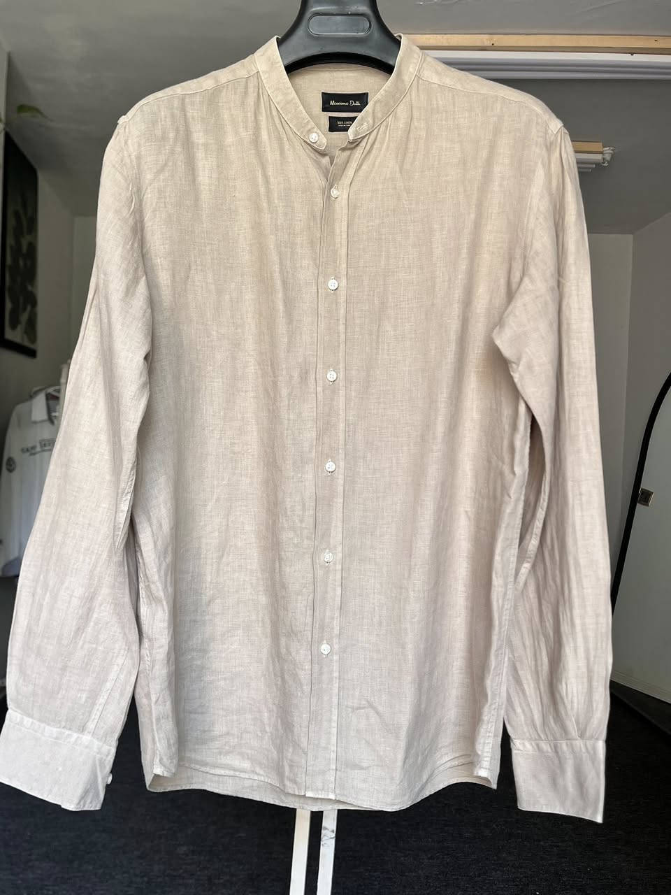 قميص  لينن 100%
ماركة ماسيمو دوتي 
القياس (L يلبس XL)
عرض الصدر 45
(15الف ) شامل اجور التوصيل
يمكنك مشاهدة بقية الموديلات انقر على الصفحة الشخصية ،


**إذا كنت صاحب هذا الإعلان وتريد حذفه لأي سبب، رجاءا أرسل رسالة إلى الدعم الفني**