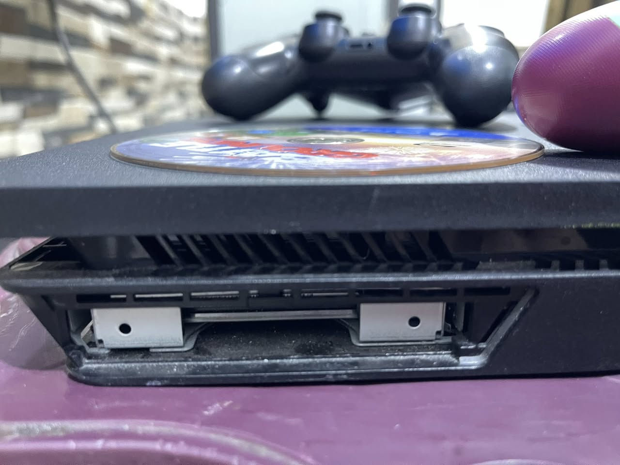 سلام عليكم بلي فور سلم مامهكر وقابل لتهكير الملحقات مثل ماموضح بالصوره وبي نقص قطعه بالكفر موضحه هم بالصوره والحساب امامكم هم الذاكره نص تيرا 
السعر 225 وبي مجال لشراي لتواصل على الماسنجر او على الواتساب على هذا الرقم ***********
