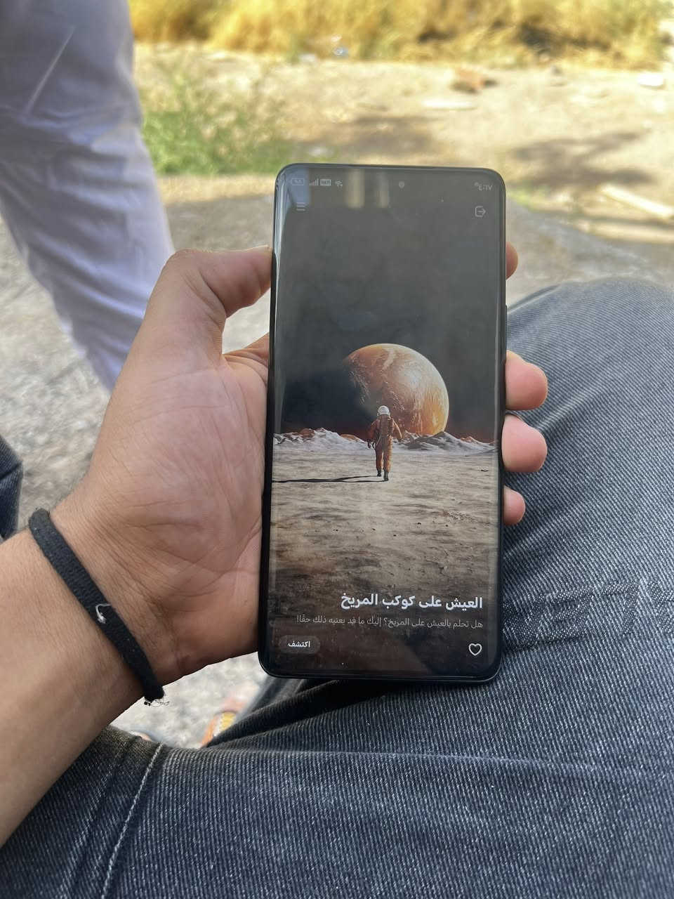 هونر X 9 c للبيع 
ذاكرة 256 
عشوائية 12 
ملحقاته كاملة قبل شهر ونص فتحته من الكارتون 
تواصل خاص أو اتصال *********** 
مكاني ديالى أو بغداد
