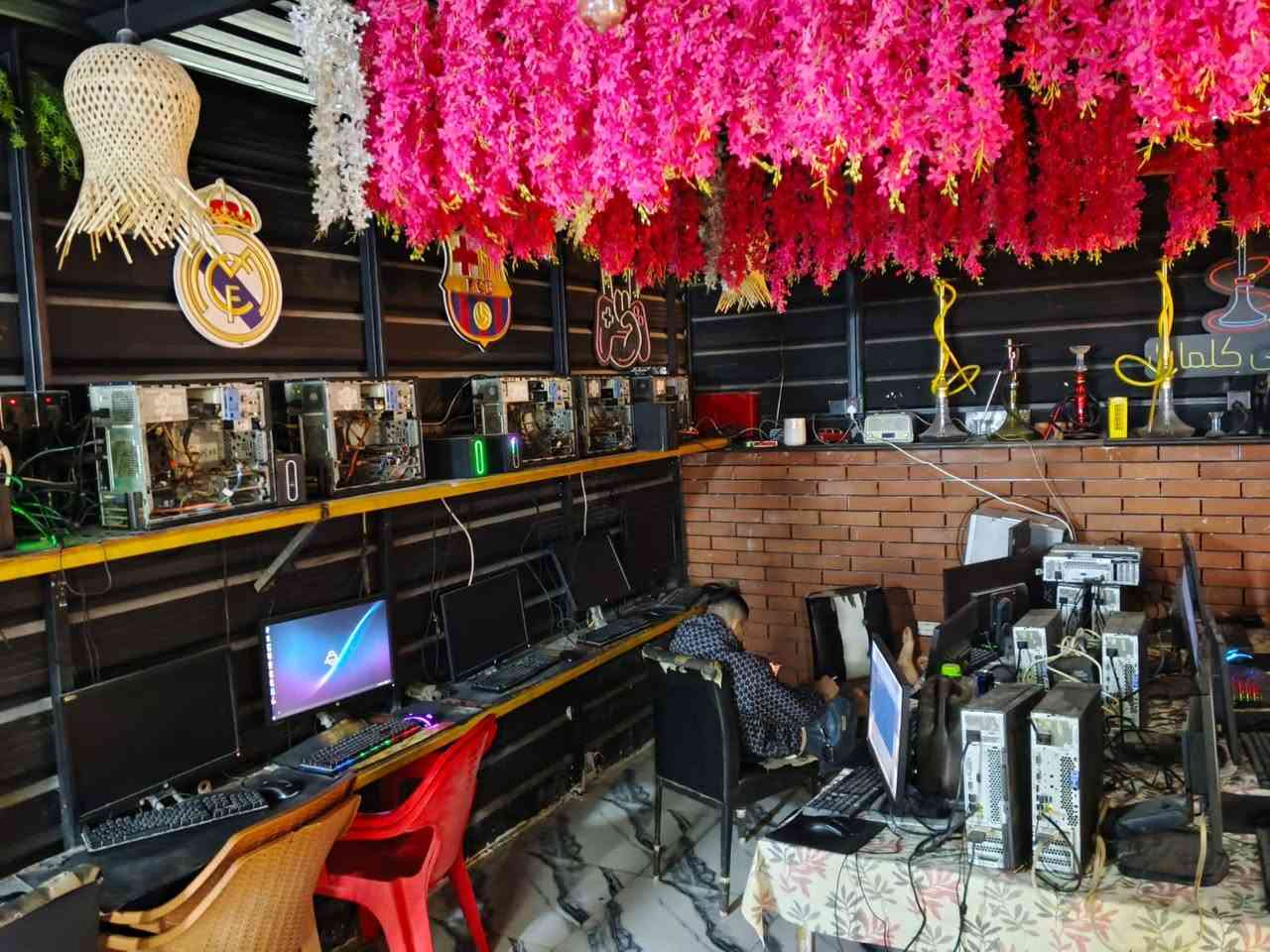 للبيع 13 حاسبه وياهم يوبس اس عدد 7 وياهم كراسي وياهم ميوزه السعر 1700


**إذا كنت صاحب هذا الإعلان وتريد حذفه لأي سبب، رجاءا أرسل رسالة إلى الدعم الفني**