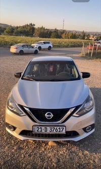 نيسان سنترا موديل 2019 sv بدون صبغ بيها مكان بارد 10 سم وبيها شخط 10سم...