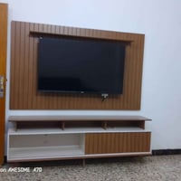 ميز تلفزيون • أثاث