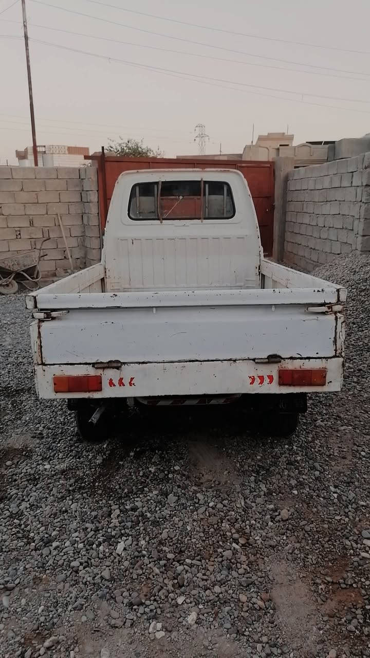 كيه فاو البيع منفيس اوراق كامله نضيفه حيل محرك كير شرط توايرهه كامله جدد شاصي مال شركه جدد شخط مابي. ***********تصال رقم. سعر 18بيهه مجال
