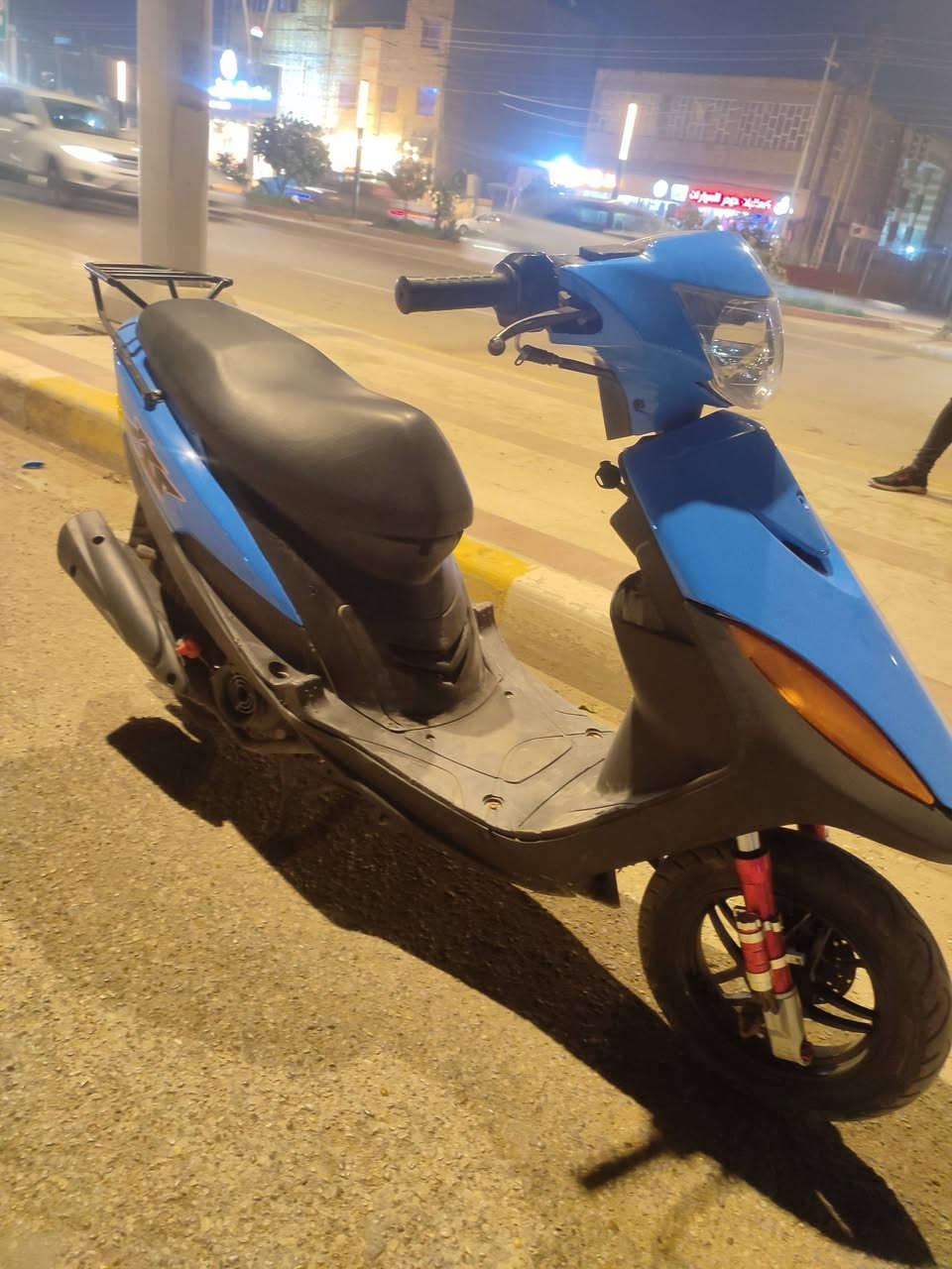 سلام عليكم للبيع دراجه ماكس عدله كله شغاله سلف هندر كهربائيات جاهزه شلعه تخبل مشي  خير من الله دراجه شغاله اشاير و لايت و بك لايت و هورن قفل جنطه قفل استيرن كله جاهزه بوشه 50 بلاد السعر 550 العنوان ناصريه مركز الاستفسار ***********
