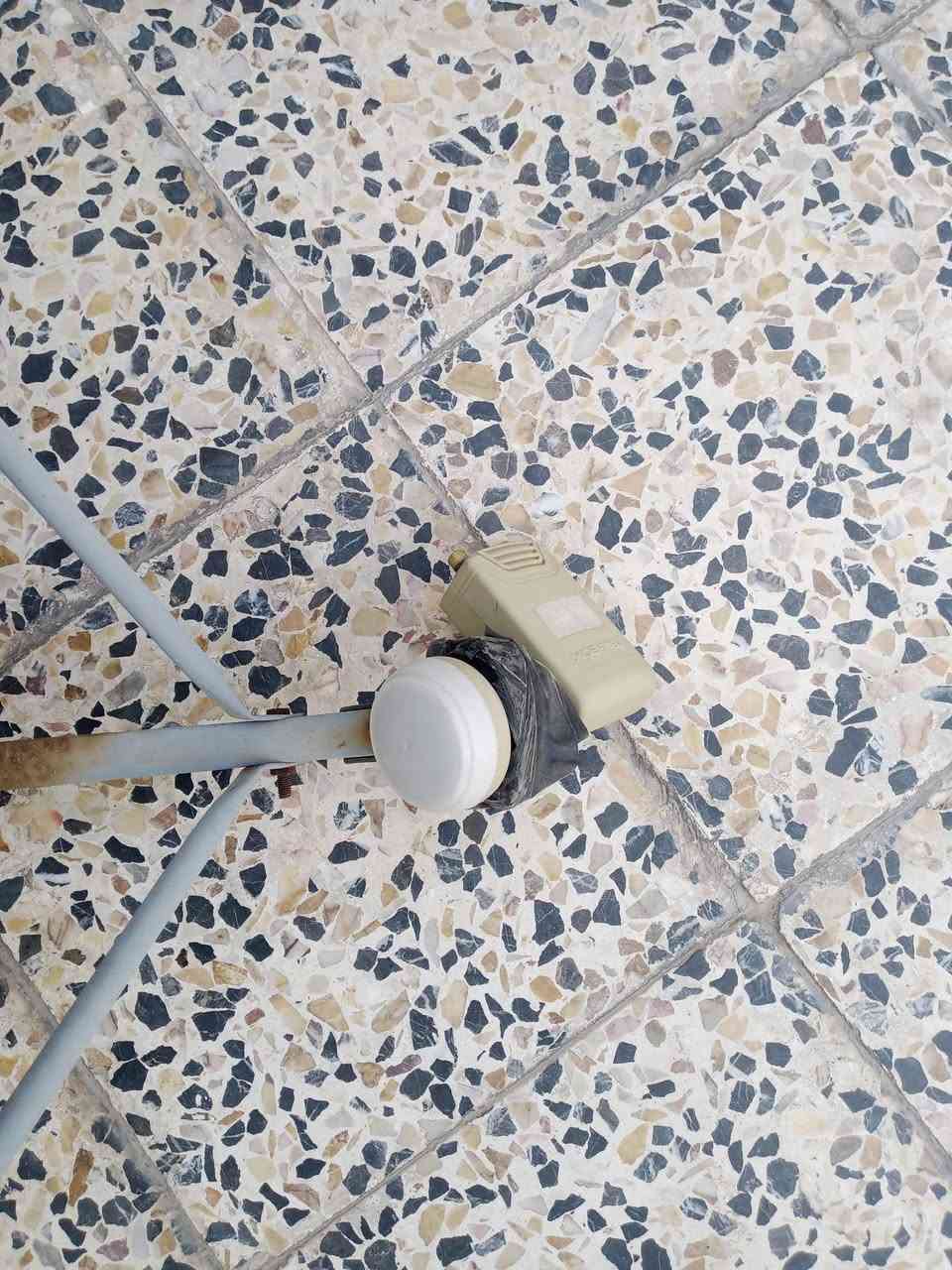 صحن ستلايت للبيع 
صحن ستلايت Strong 
 للبيع شغال هو والاولمبي مالته وسعره كلش رخيص تواصل خاص او على الرقم 
***********
