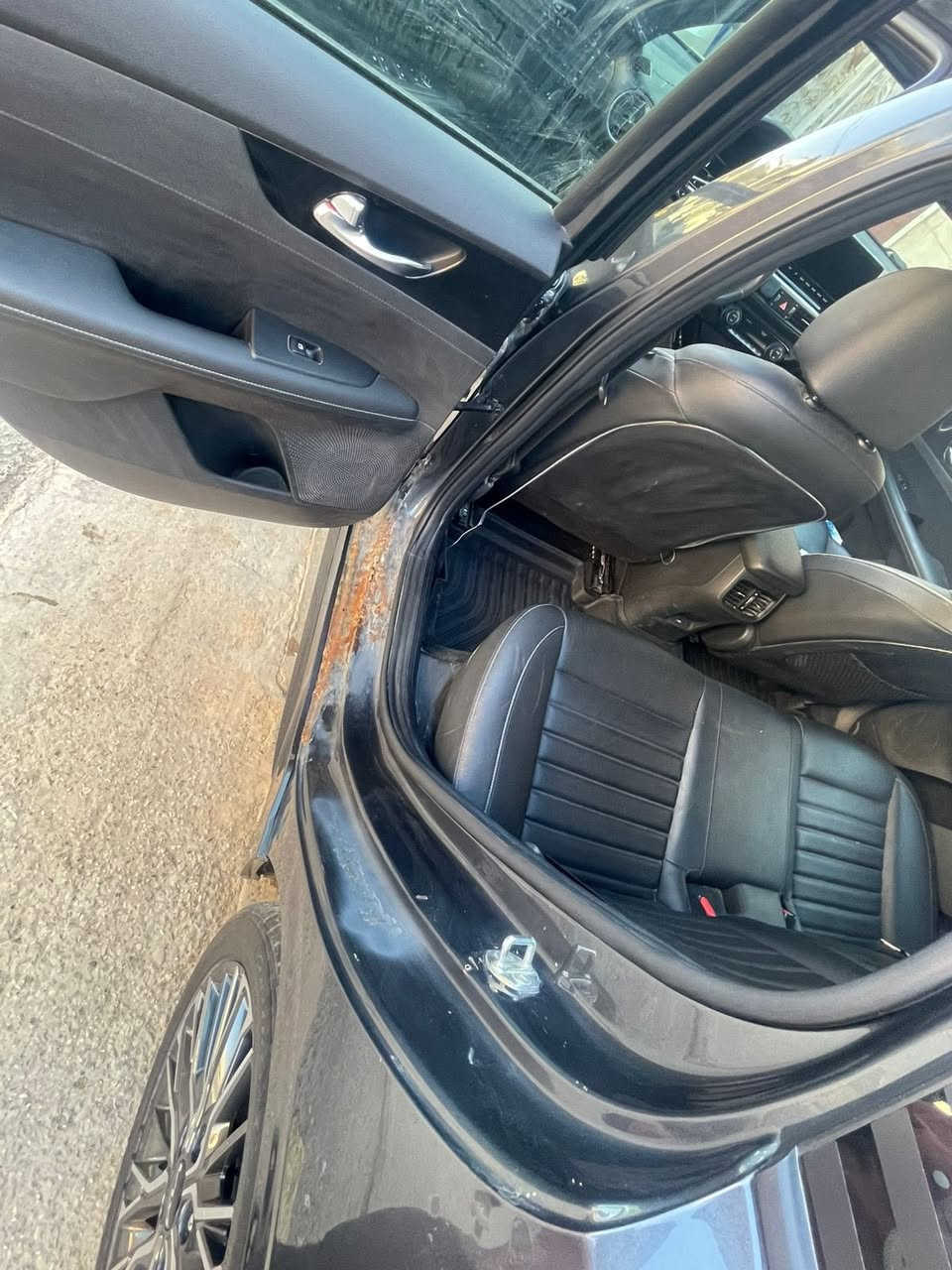 كيا. فورتي. مديل. ٢٤ فول. سياره جي تي. لاين. مكينه. ٢٠٠٠ دوش.  رقم. بغداد. معوقين ***********
