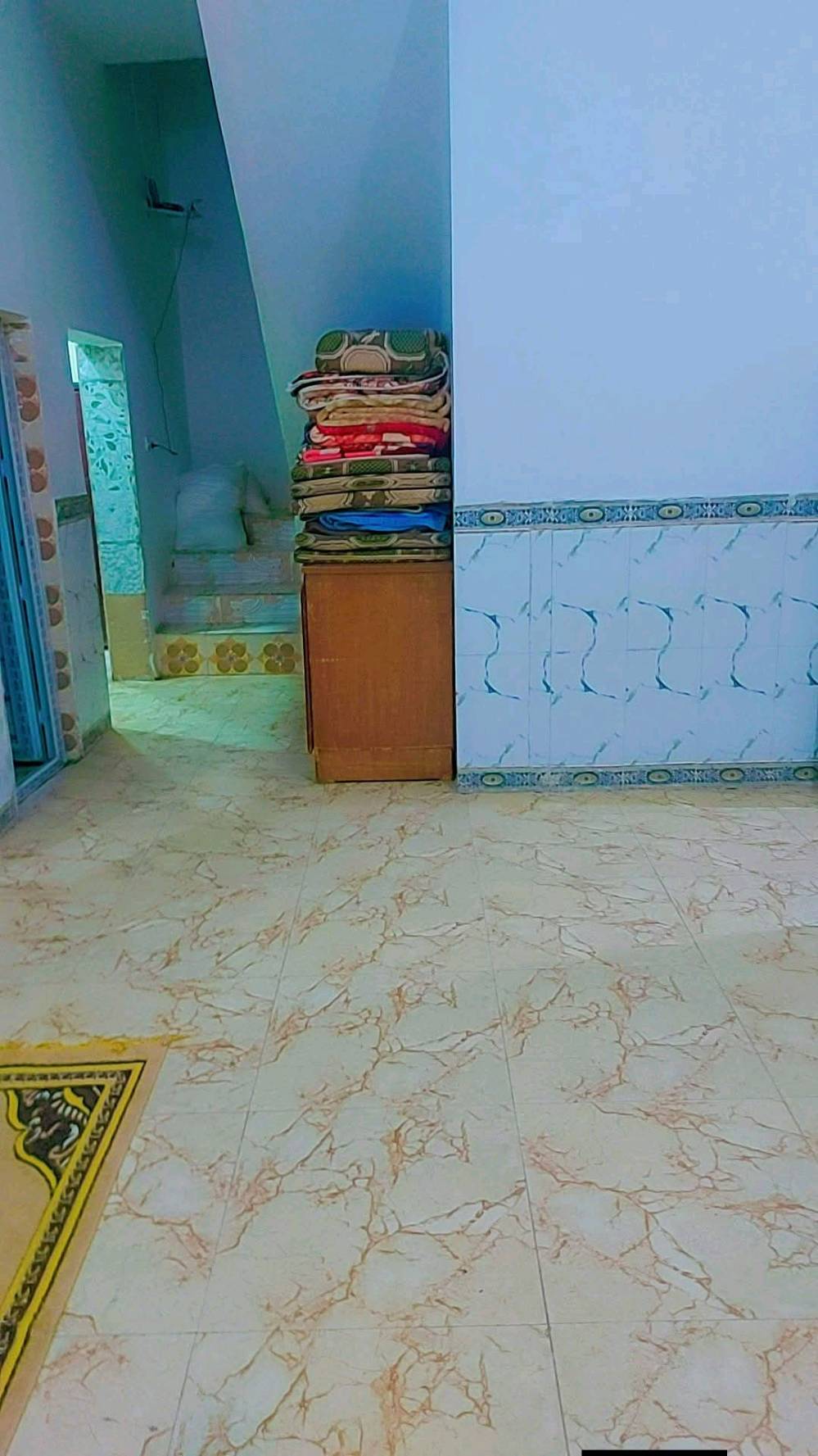 دار زراعي مساحه100 متر بناء حديث 2022طابوك كونكريت سكف بيت جاهز ومرتب اضافه سبالت عدد 2 وياه كيزر ماطورماء تانكي مراوح امبير مخسله كل ذني وياه بيت مرتب وجاهز تفاصيل اكثر اتصل   ادزلك فيديو البيت السبل اولئ نزله الي ميندل السبل قرب سجن الاصلاح مراوس بيت هم ميخالف