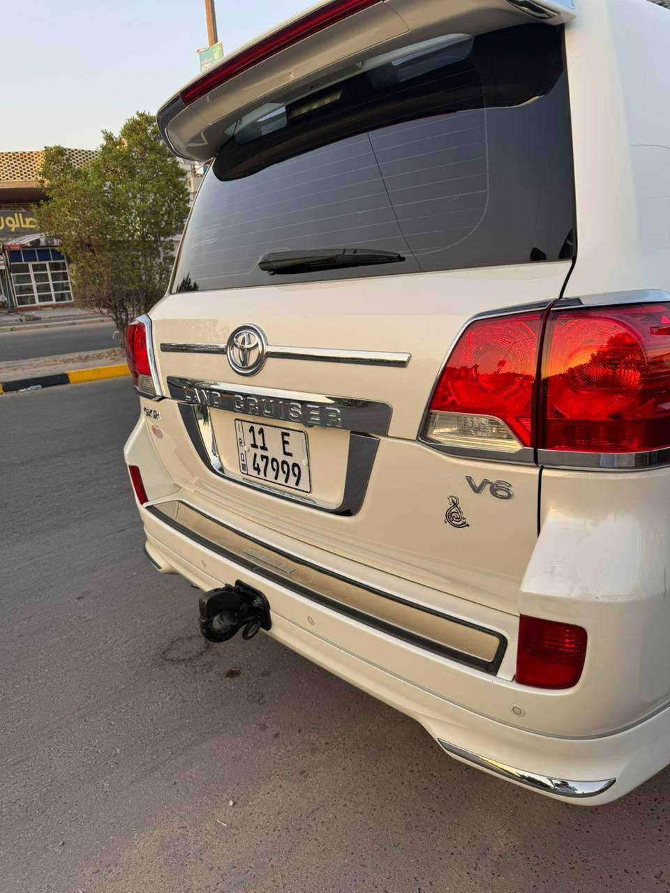 السلام عليكم لاندكروز ٢٠١١ محدثه ١٥ السياره كفاله عامه عد بارد اربع اصابع بخشم الجاملغ الايسر السياره جديده صدر حداديه ادامه كامله داخل جلد مشمشي جاهزه عل اخر حبايه رقم بغداد مكان النجف الاشرف ***********
