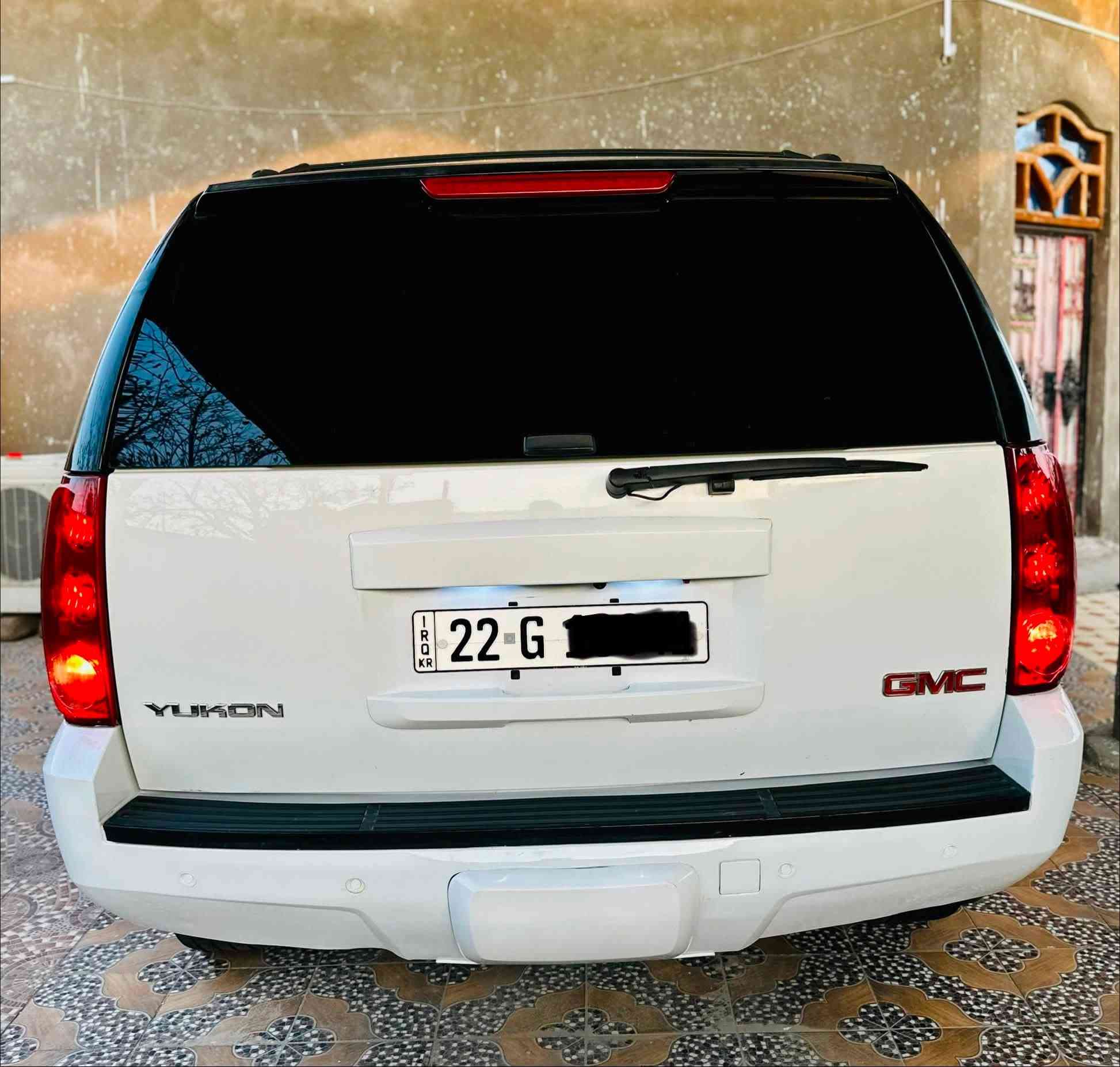 سلام عليكم 
يوكن جمسي ابتر خليجي مديل 2007 
رقم اربيل جديد تحويل او وكاله 
فول مواصفات
فتحه سقف 
تشغيل عن بعد
كامره خلفيه
كشنات جلد +كهربائيه
مكينه 5300 V8
تخم تاير 
مكينه كير حداده كله حديد ماتخلي على الف 
جاهزه من كلشي 
(بيها صبغ ارباع أبواب فقط بدون ضربه بدون اي شي وباقي مكفول من صبغ وفتح)
سعر ///(190 بيها مجال قليل بيع او مراوس حسب قناعه بدون كسران بل سعر كلشي موجود بل سوك)
مكان سياره /// البصره قضاء المدينه
رقم هاتف / *********** اتصال 
واتساب //***********
