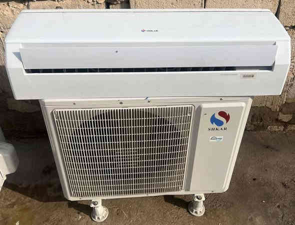 السلام عليكم عندي سبالت العدد 2 واحد طنين كورنجي انفيتر والثاني كري طنين انفيتر شغالات مداخلات تصليح شرط الفحص السعر750ثنينهم عنوان بغداد مدينه الصد***********
