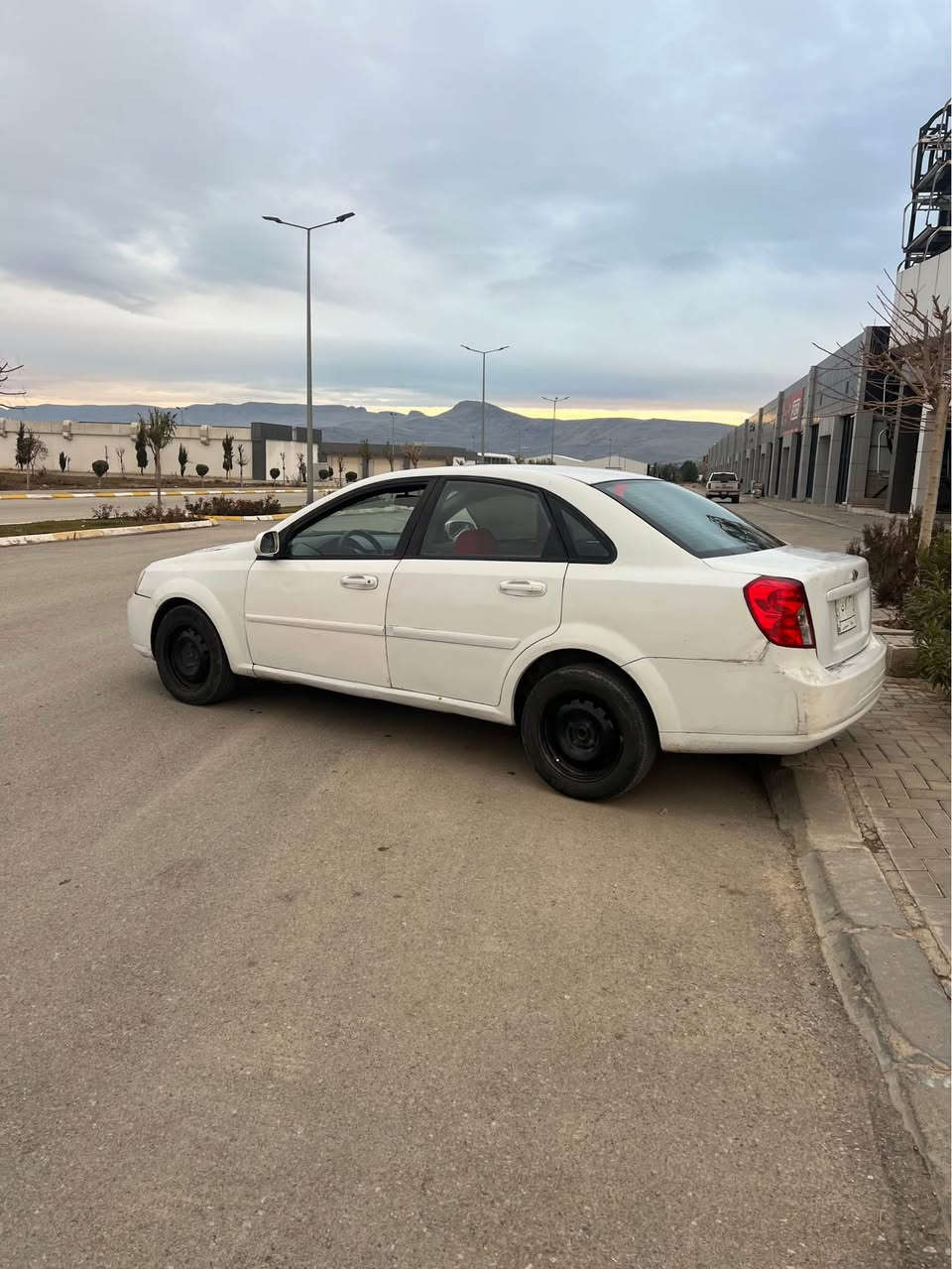 سە رەتابەناوی خواشۊڤلیت ئؤپترا مۆدیل 2012سە نە و ی جنوو ب بەشەرتی حاسیبەو ئە وەلیات گیرئؤتۆماتیک  گیروومەکینە بەشەرتە ساردووگەرم ئیشە کات  مووسووبراوە و دەعم بە شە رتە  چوارتایە ی تازە ی لە ژیرە و کارە بای گشت گیانی ئیشە کات   پیشوودوای چرکە تیانیە   لۆک لۆکە  سعری تە نها 43گە لا  شوین سلیمانی. ***********
*********** السليمانية, العراق
