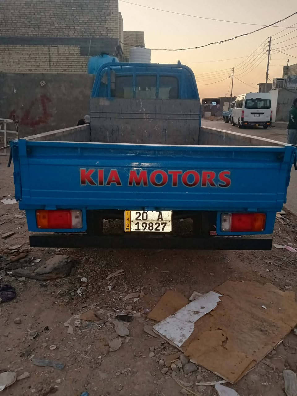 السلام عليكم كيا موديل 93 السعر 50 بكم بغداد المعامل سبعه شنقال ثانويه لل 31 الاتصال على الرقم ***********
