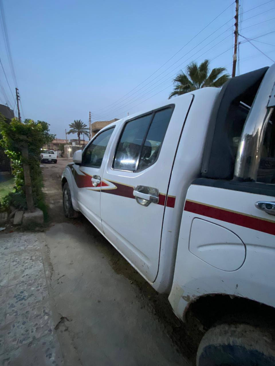 نيفارا 2009سليمانية سنويةباسمي 2030المكان بغداد السعر نهايتة 75هانف ***********
