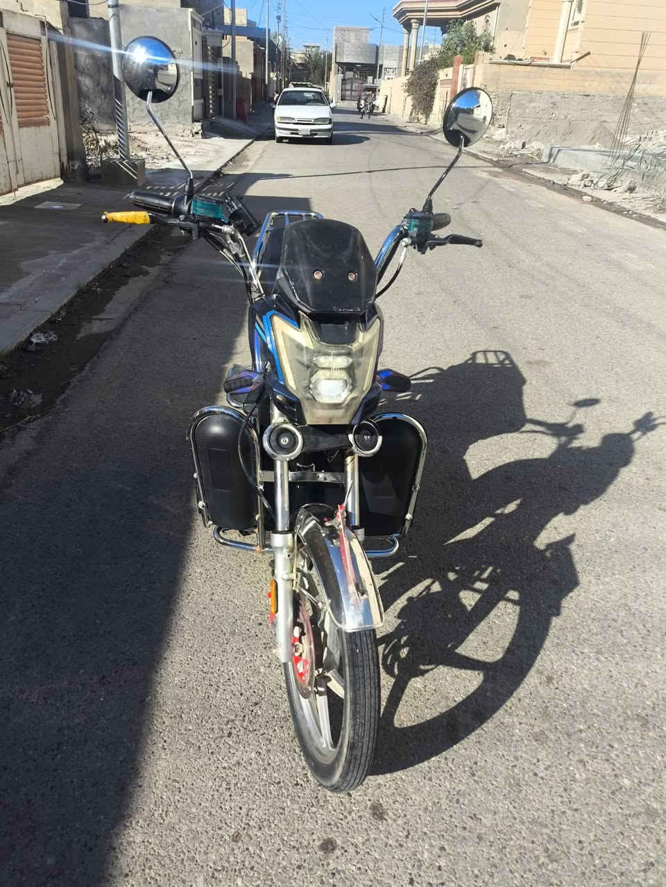 هارلي لبيع موديل 23 نوع الماسه بطاريات عشره يقرن كهربائيات كلها شغاله اي نقص مابيه  جهاز مانع سرقه تحكم عن بعد بصمتين وسويجين دراجه نضافه فول نشرات جانبيه كل نقص مابيه سعر 400بيه مجال 
***********
+9647827587898
