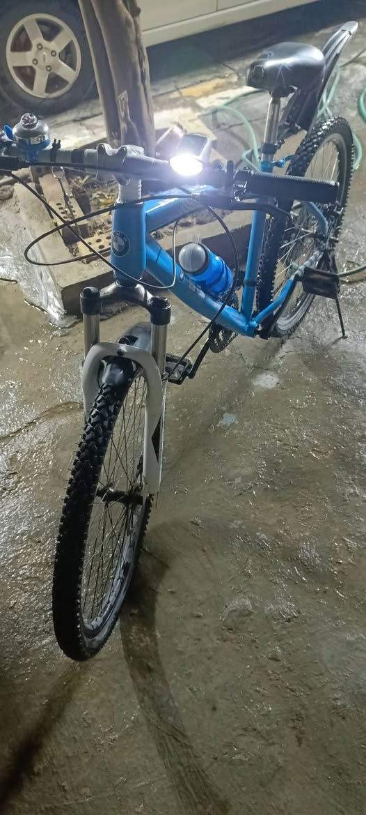 سلام عليكم بايسكل ماركة (BMW) حجم27 
گير (7) نمر
للتواصل *********** بي واتساب
