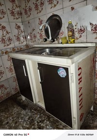 كاونتر متر ونص مع سنك متر السعر 275  07746892915