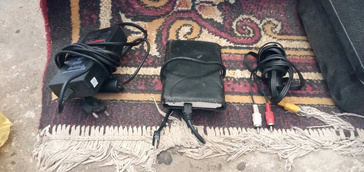 بلي ستيشن 2 للبيع مستعمل
بي العاب اغلبه تشتغل بس مو كلهم 
ما وياه يدات ( جوستيك ) 
السعر 50 الف وما بي مجال


**إذا كنت صاحب هذا الإعلان وتريد حذفه لأي سبب، رجاءا أرسل رسالة إلى الدعم الفني**