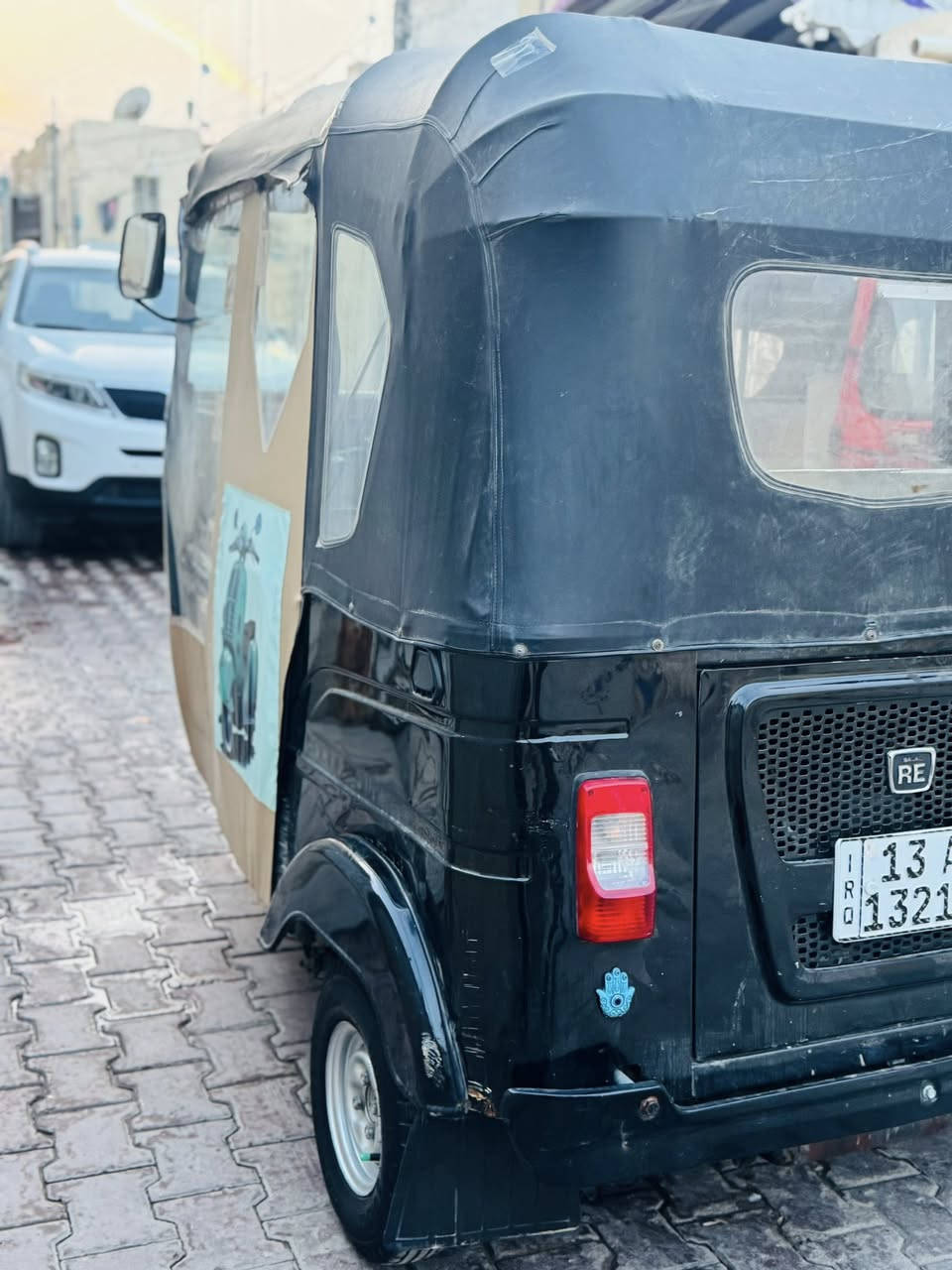 السلام عليكم تكتك للبيع موديل 2022سنويه الشراي ينتصل ع رقم ***********
