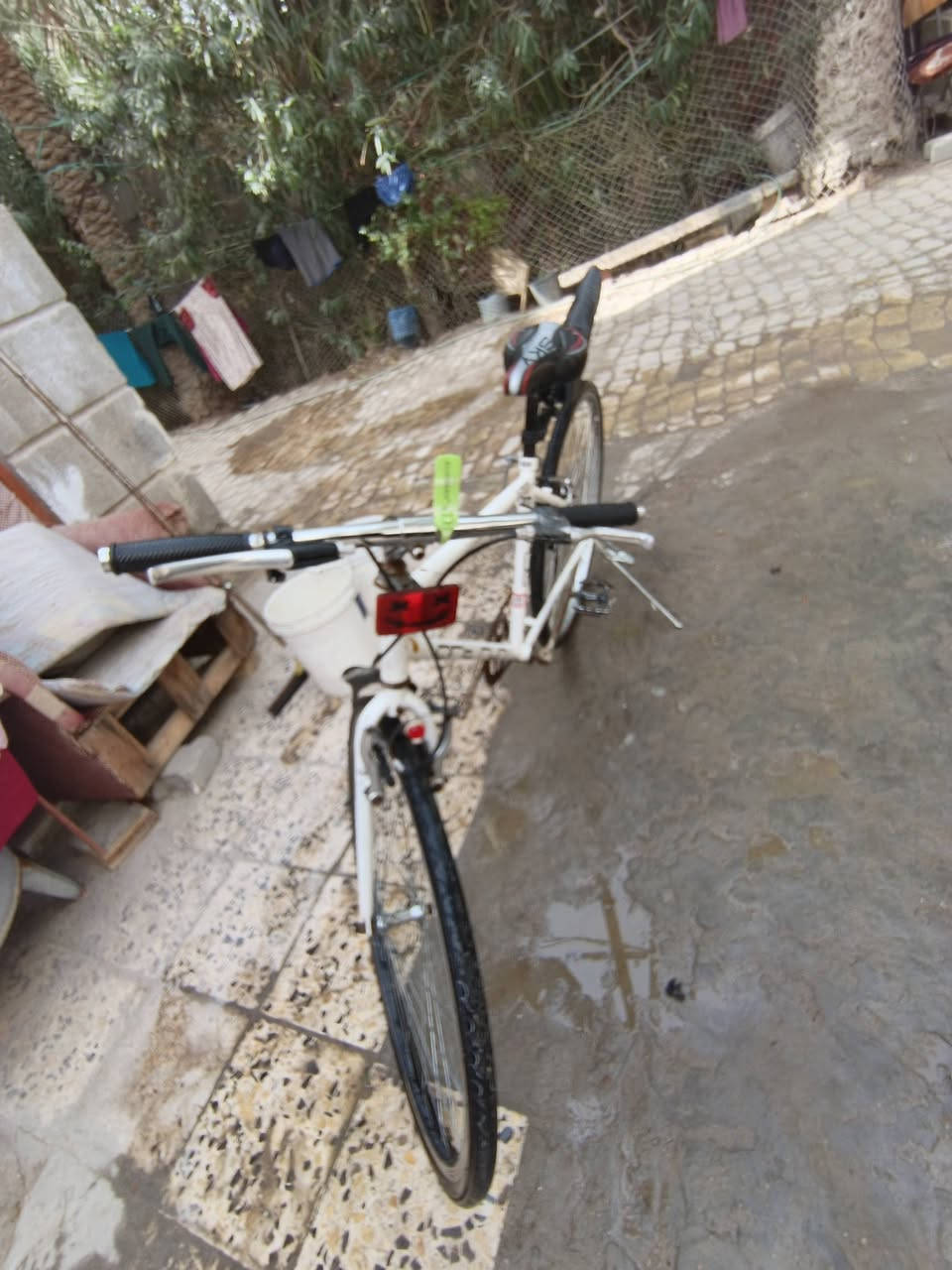 سلم عليكم بيسكل لبيع كمل بدال 7نمر عكرب جديد رنك  28لعنوان بصراه أبو لخصيب استفسار ***********
