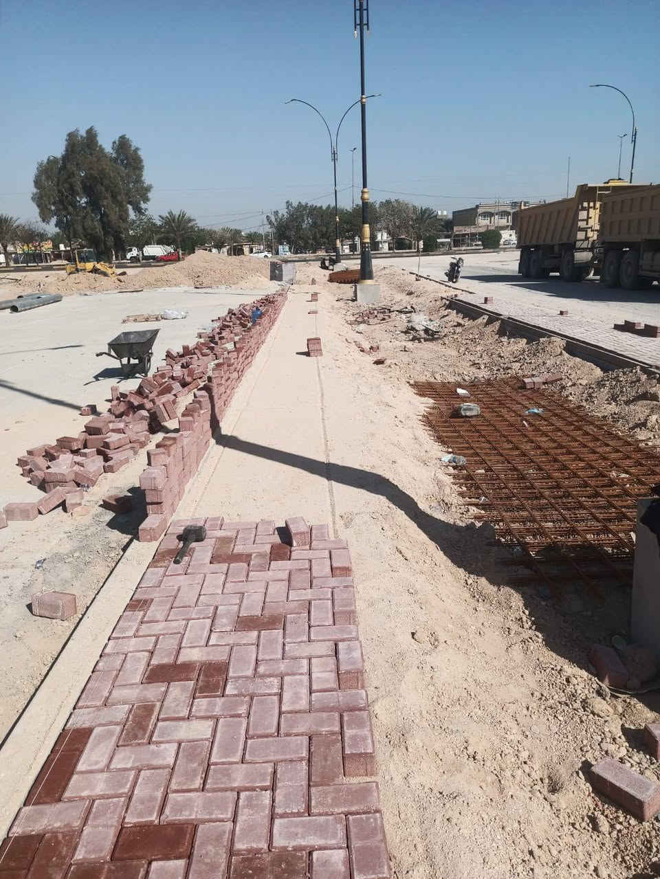 السلام عليكم 
مستعدين لتنفيذ أعمال الطرق صبغ ألارصفه و
رصف المقرنص و صب البلاند و الجدار الساند.
أعمالنا المنجزه في أغلب المحافظات مجسرات و مجمعات سكنيه و طرق رئيسيه . كوادر تغطي أكبر المواقع . 
*********** / ***********

