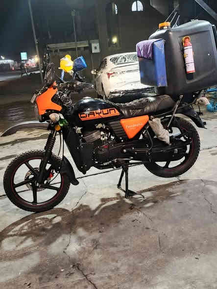 للبيع مديل25عنواني بغداد الدراجه بس مره واحده مبدل نهد مشتغله يوم واحد دلفري بعده بسم شركه ما محول
