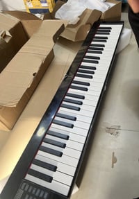 بيانو إلكتروني • قابل للطي • MIDI