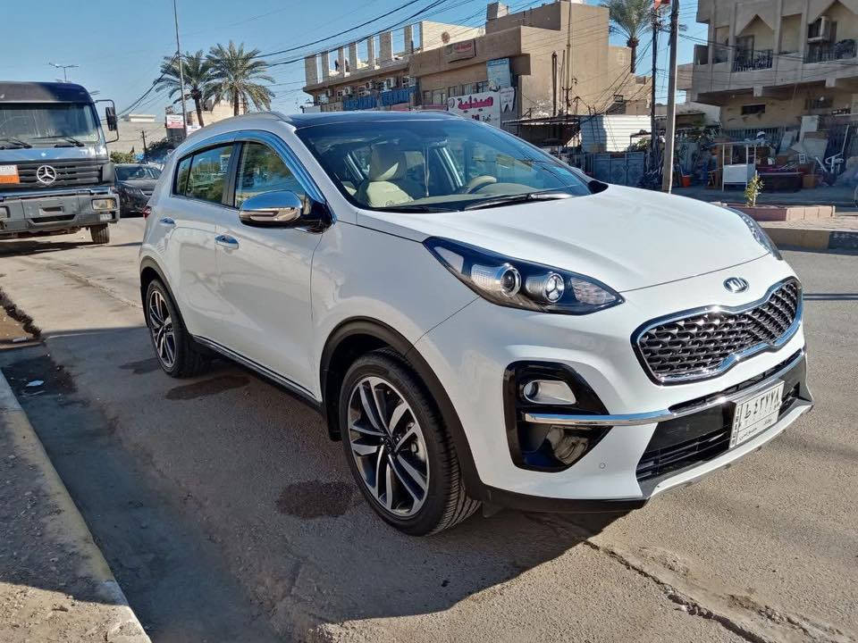 السلام عليكم
كيا سبورتج موديل 2020 خليجي 

ماشية ٥٠فول مواصفات ١/١

بصمة 

بنوراما 

جنطة كهرباء

مانع انزلاق 

نزول منحدرات

هاند بريك بصمة 

ثلاث وضعيات للقيادة

اوتو هولد

مري قلاب 

قطعتين تبريد

رقم الهاتف

السعر 170$

‭٠٧٧٦ ٠٨١ ٢٤٥٦‬
