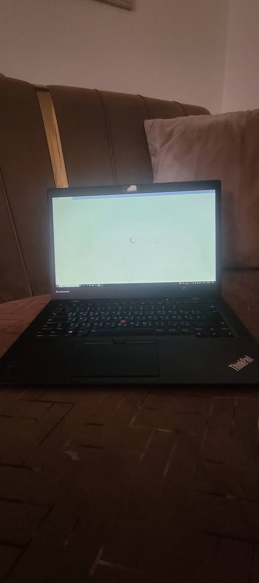 الجهاز نضيف مثل مامعروض بصورة يخدمك اعمال بسيطة تصفح العاب بسيطة بغداد, العراق


**إذا كنت صاحب هذا الإعلان وتريد حذفه لأي سبب، رجاءا أرسل رسالة إلى الدعم الفني**