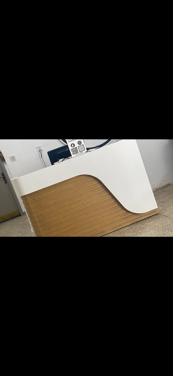 اصباغ الجلش انباعو فقط العارضه ميز الاكرلك ممتوفر فقط الستولات


**إذا كنت صاحب هذا الإعلان وتريد حذفه لأي سبب، رجاءا أرسل رسالة إلى الدعم الفني**