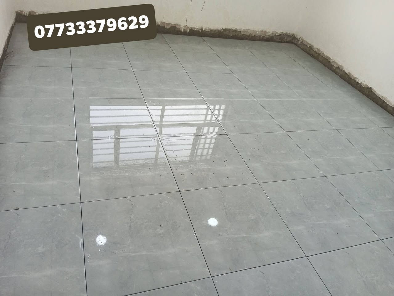 تطبيك كافة أعمال السيراميك وأرضيات الكاشي والمرمر والكرانيت والبورسلين والدرج وأعمال الترميم وعمل لوح البورسلين شغل درجه اولى كادر ثلاث خلفات مكان العمل محافظة بغداد 
***********    واتساب مفتوح
