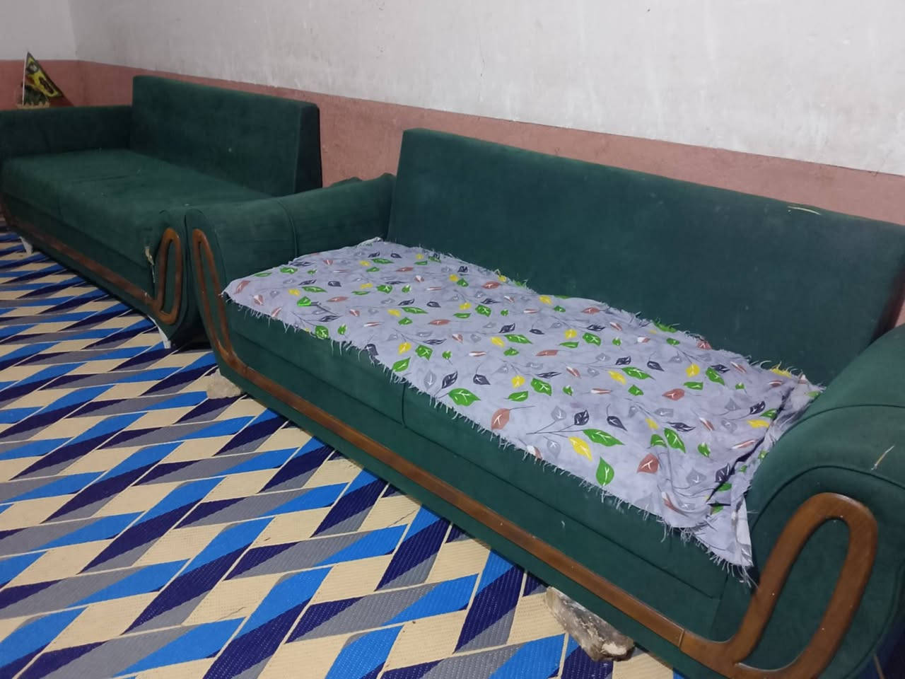 تخم للبيع خمس قطع بيه وحده طاكه مبين بالصور وحده رجليه طاكه سعر 150 مكان ناصريه مركز


**إذا كنت صاحب هذا الإعلان وتريد حذفه لأي سبب، رجاءا أرسل رسالة إلى الدعم الفني**
