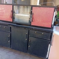 خزانة • للبيع • عنوان خاص