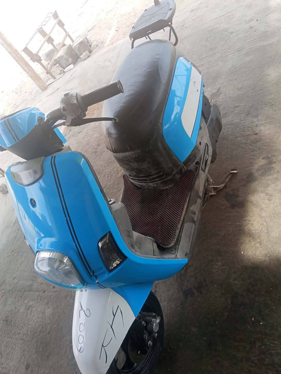 سلام عليكم دراجه بوليس البيع قبل شهر من طلعناه من الرنبه سعر 750 وبيه مجال بيع مستعجل ***********
