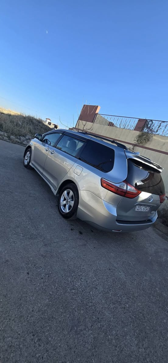 تويوتا سينا 2020
مواصفات Le

بيبان كهرباية

كشنات جلد-هيتر

كير و محرك و تحويل ب شرط

ماشية ٢٤٠ الف ميل 

مكان السيارة زاخو 

ضرر: قبغ صندوق و نص جاملغ خلفي 

رقم شاصي:5TDKZ3DC1LS025513

سعر: 240 ورقة و بيها مجال قليل

رقم تلفون:*********** كورك- واتساب
