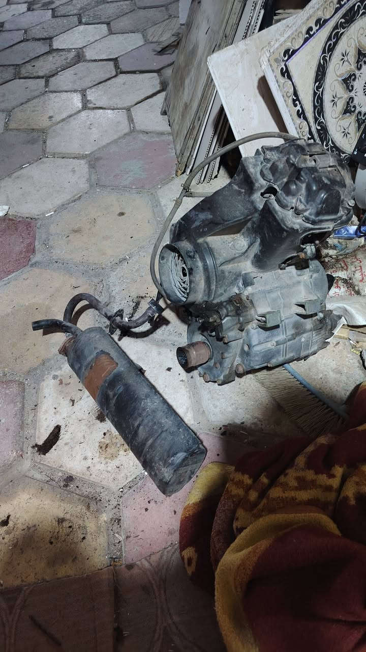 َالسلام عليكم  مكينه tvs+ صالنصه المكينه بيهة بدايه بكن بس المكينه شرط،الشغل ونضيفه شوفت العين السعر 150 الف  العنوان القبله  متواجد خاص+ واتساب رقم الهاتف ***********
