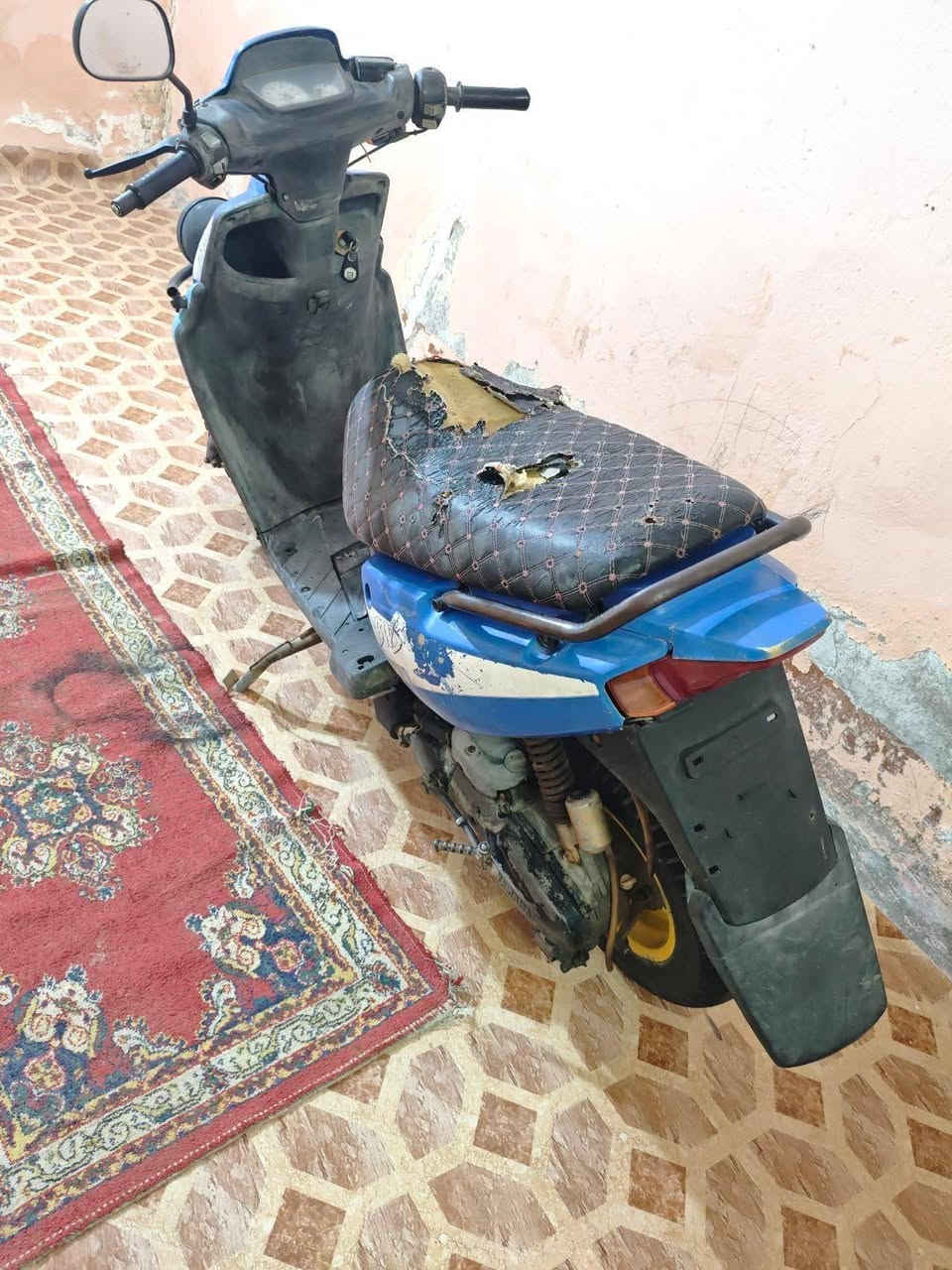 سلام عليكم اخوان دراجه اكزز جبلي كامله اي نقص مابيه دكه هندر كهربائيات كلها شغاله تخم تاير جديد دبلات شغاله محرك ناعم دراجه نضيفه حيل السعر250وبيها مجال للطيبين المكان القرنه الشرش ***********
