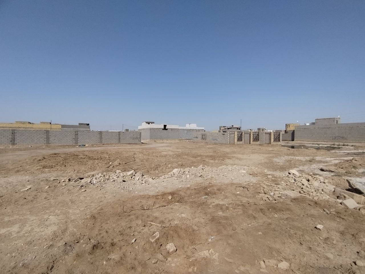 قطعة زراعي بتلو صب شيش مساحتها  177 متر
الناصريه _حي الصحفين_خلف السجن الصلاحي 

كهرباء وماي ومجاري بالباب   

مسافة عن الشارع العام  تنزل من الشارع العام عليها 500م

السعر25مليون وبيها مجال لتواصل خاص او على الرقم +964 781 754 3212التالي


**إذا كنت صاحب هذا الإعلان وتريد حذفه لأي سبب، رجاءا أرسل رسالة إلى الدعم الفني**