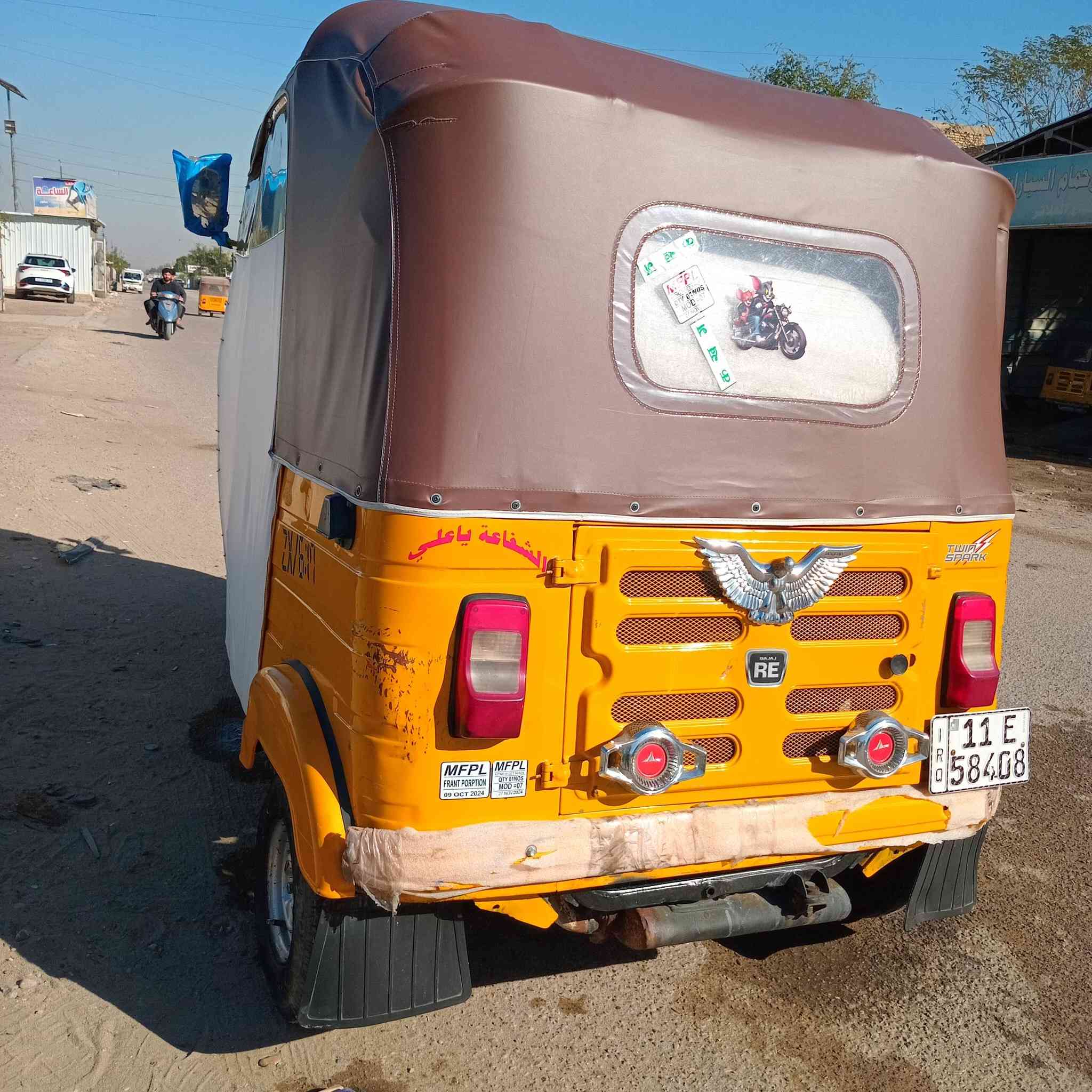 السلام عليكم تكتك للبيع موديل 2019 شهر 12 سنوية ورقم نكليزي تحويل ثاني يوم معمره بيها دوس سعر 6300 عنوان بغداد الشعب 
***********
