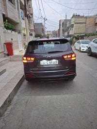 ٢٤٠٠ GDi • ٧ راكب • رقم اربيل